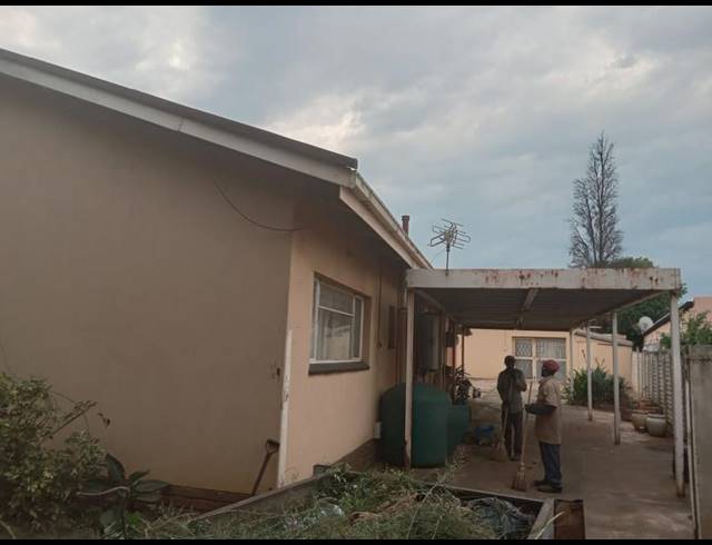 3 BEDROOM HOUSE FOR SALE IN OLIFANTSFONTEIN